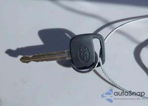 2000 Toyota Corolla Ce из США, поврежденный, VIN 1NXBR12E0YZ407281